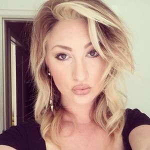 Meet your Posher, Rhonda